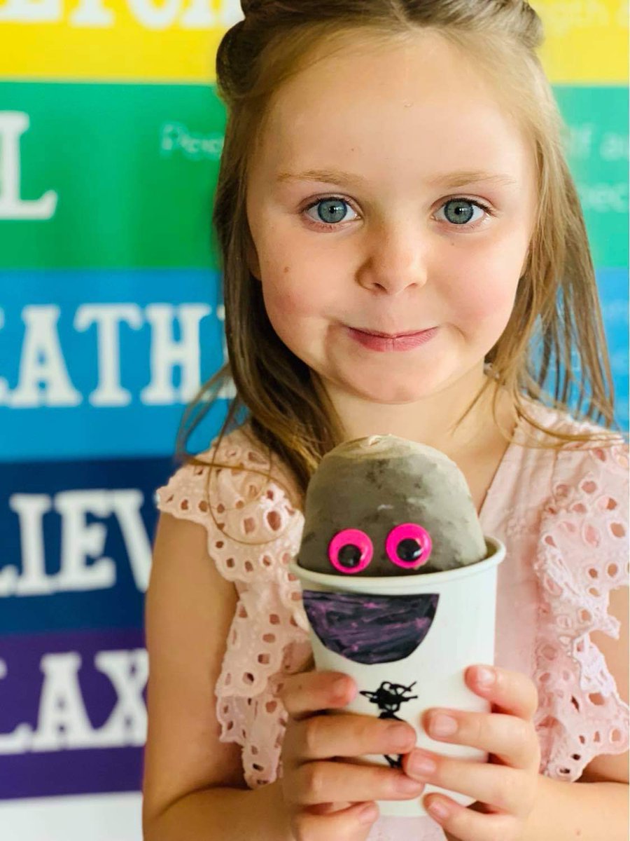 RelaxKidsOldham's tweet photo. A food journey around the world Relax Kids Oldham Summer Sessions this week awesome explorer boxes supplies by Alimentari Di Alberti Greengrocers-Uppermill Village #HAF2021 #oldhamlibraries #wellbeing #children #healthyfood #summer @educationgovuk @OldhamCouncil https://t.co/lqvV93ed3a