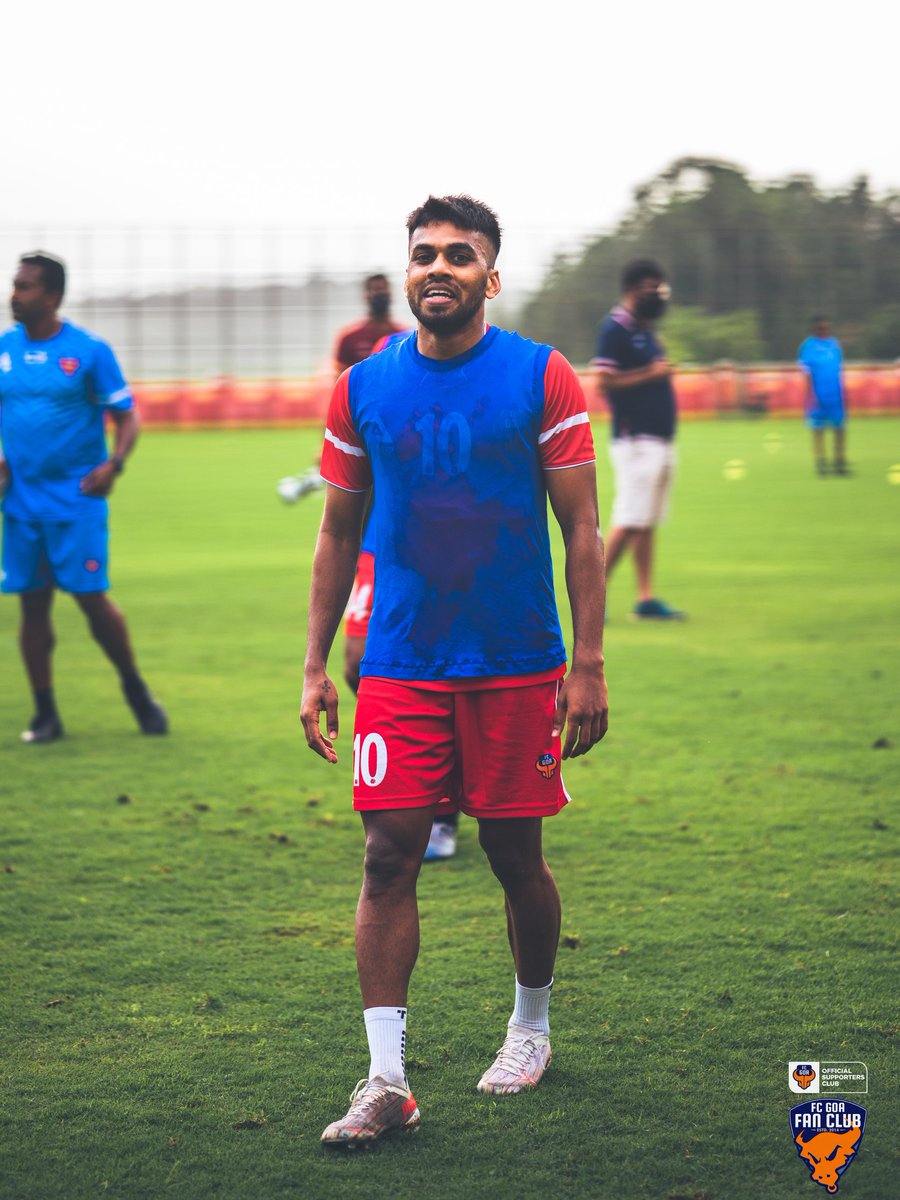 fcgoafanclub's tweet photo. Our No.10 is going nowhere 😎

@BrandonFern10

#RiseAgain #TikiTaka #VamosGoa #FCGoa #ForcaGoa #FCGoaFanClub

📸: Gavin Fernandes https://t.co/3oxxbd6l31