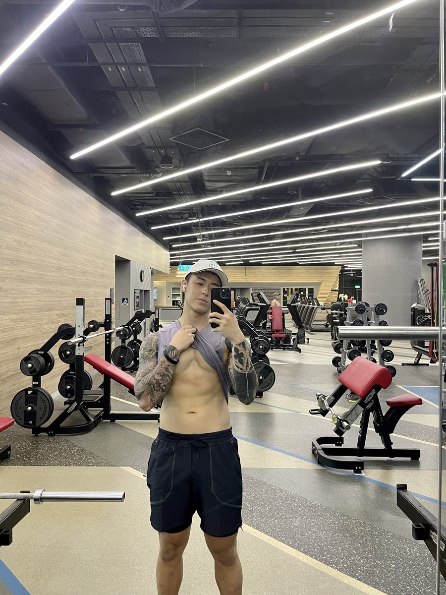 tituslow22's tweet photo. 💦 https://t.co/iA6BolpycV