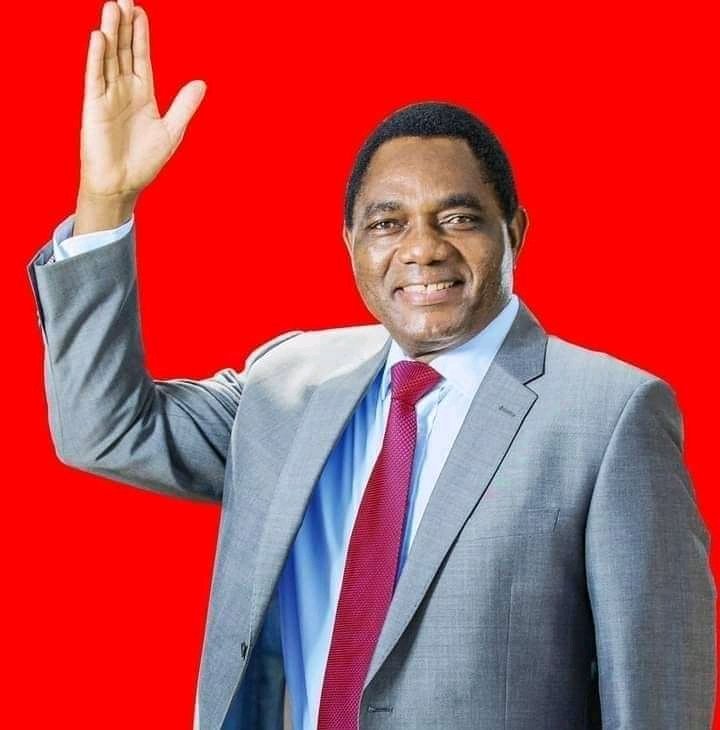 LuteBax's tweet photo. Our vote is not a secret. π―ππΎMy family and i chose CHANGE!!! And that CHANGE is @HHichilema .
#ZambiaDecides2021
#ZambiaVotes
#Fakapressure
#VoteUPND ππΎππΎ https://t.co/1AQnxLPJLU