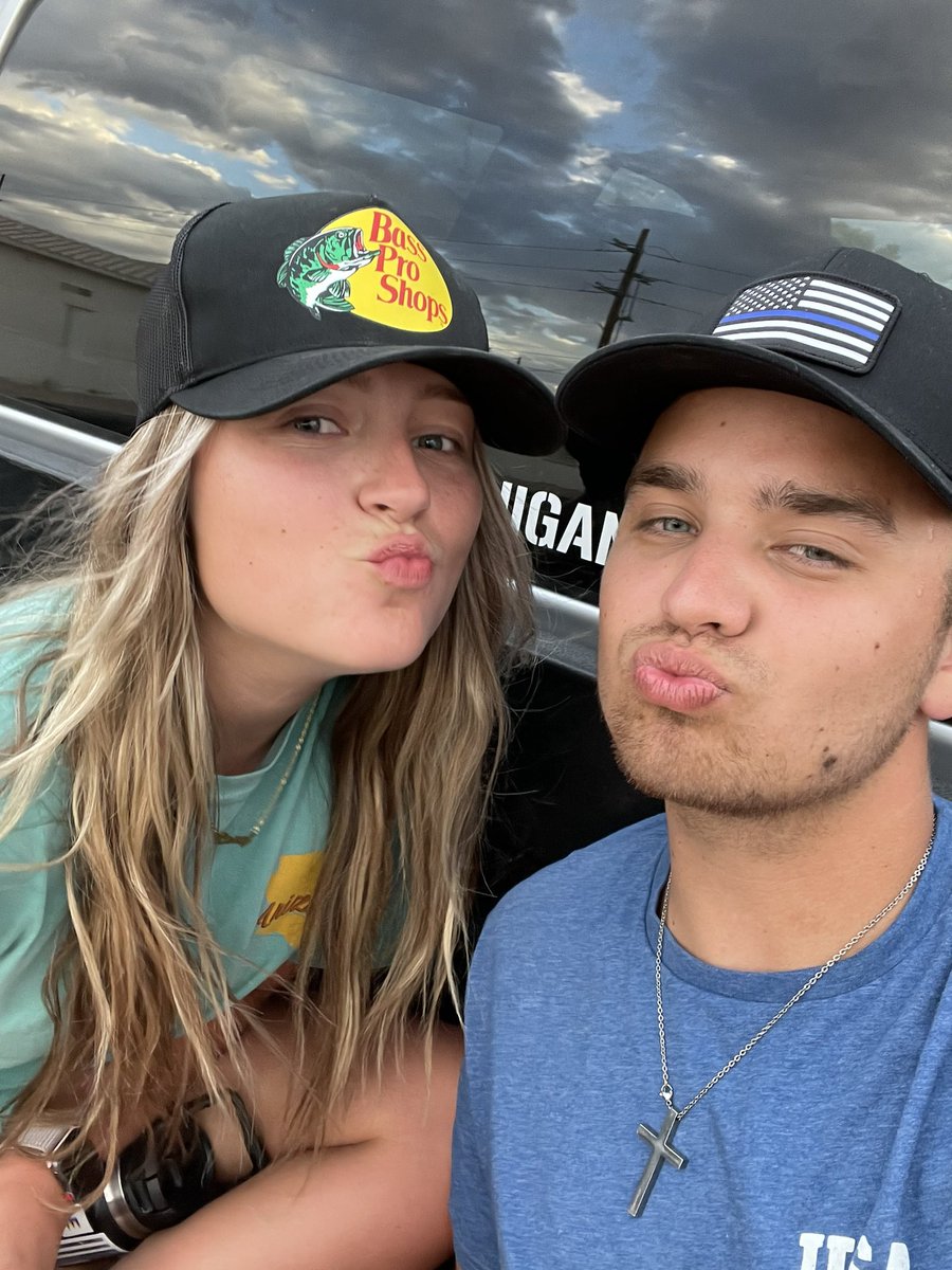 GregxBuchan's tweet photo. I love this girl so much🥺❤️ https://t.co/pFMs1TJCeH