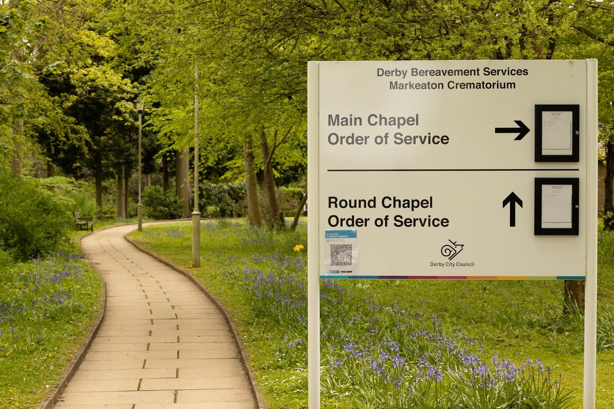 We find ourselves in all sorts of places helping familes. Here are a few pictures from Markeaton Crematorium in Derby from a recent visit. The grounds are stunning and really well kept. 👌 <a href="/D_Times/">Derbyshire Times</a> <a href="/endfuneralpov/">Down to Earth campaigns</a>