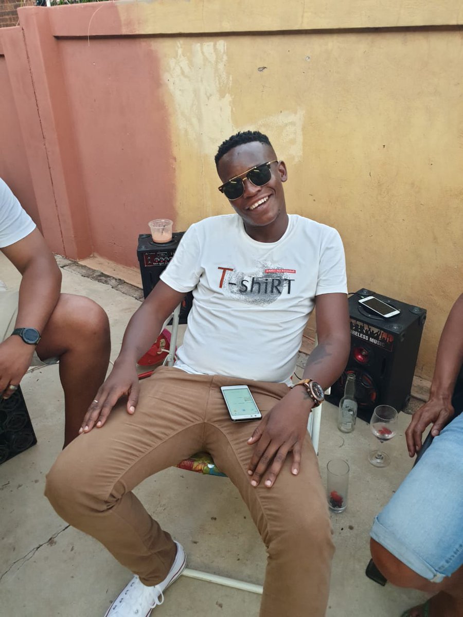 KaygeeCage's tweet photo. #mrcoolguy #pantsulaforlife https://t.co/5RxiFJ0O0h