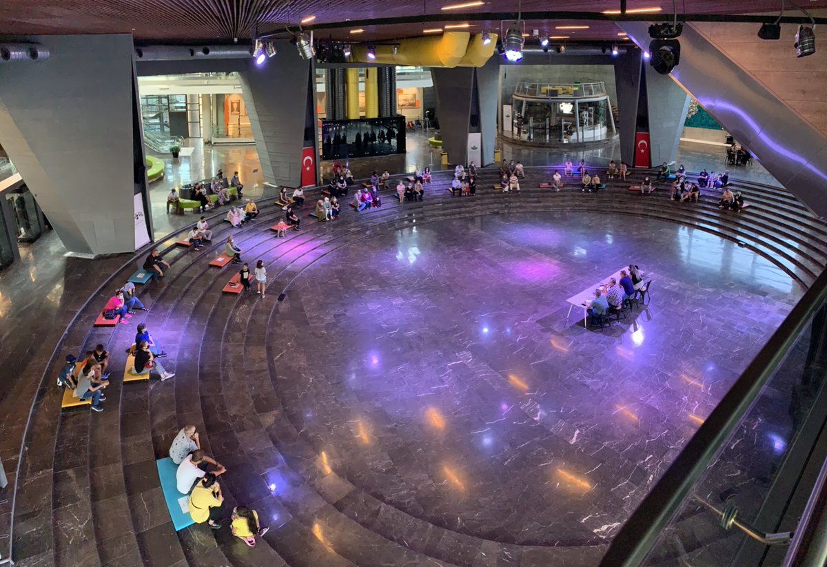 Yüzme branşı öğrenci ve velilerimizle <a href="/FetihMuzesi/">Panorama 1326 Bursa Fetih Müzesi</a> ziyareti gerçekleştirdik. İlgi ve alakalarından dolayı <a href="/FetihMuzesi/">Panorama 1326 Bursa Fetih Müzesi</a> yöneticileri ve çalışanlarına teşekkür ederiz. 
Biz de spor sadece spor değildir.