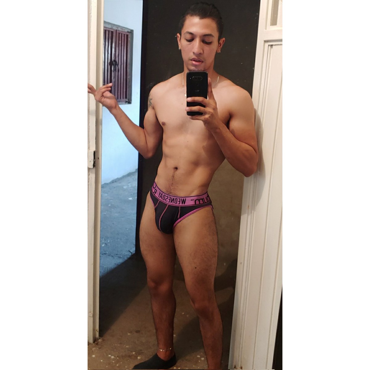 albertoangel291's tweet photo. #NuevaFotoDePerfil https://t.co/waymYIcdNn