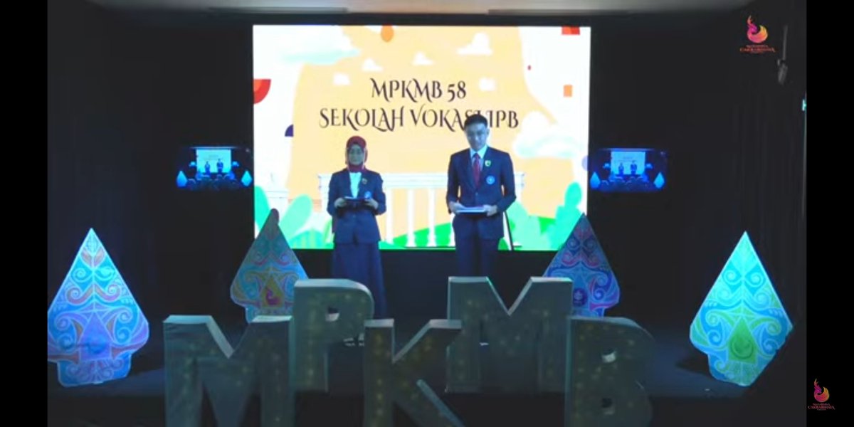annisaokptr's tweet photo. Masa Perkenalan Kampus Mahasiswa Baru Sekolah Vokasi IPB University 2021 ✨

#MPKMBSVIPB #MPKMBSVIPB58 #SVIPB #TheJourneyOfMahardikaCakrabinaya https://t.co/KIsr99Aqfj