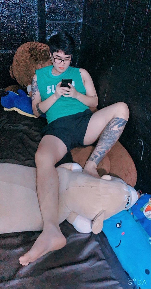 Nằm đợi .. coi có ai lại ko