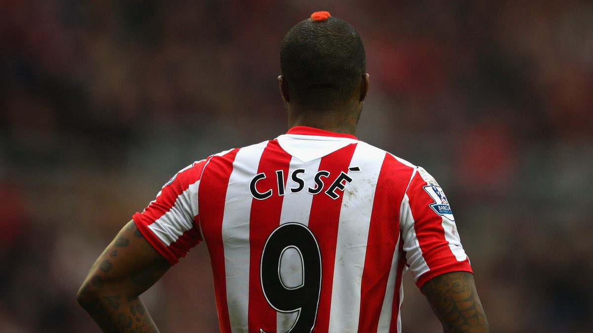 Happy birthday, Djibril Cisse! 

Our former number nine turns 4  0  today! 
