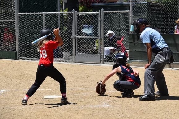brsysa's tweet photo. Our 8B team got in on the fun too.  Great season!  Can't wait for Fall Ball (the BEST of the Balls). https://t.co/o8xIqOHdQa