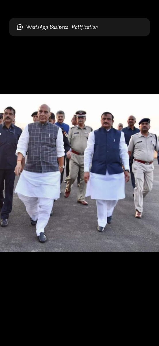 माननीय भूपेंद्र सिंह जी नगरी प्रशासन मंत्री आदरणीय राजनाथ सिंह जी से मुलाकात करते हुए