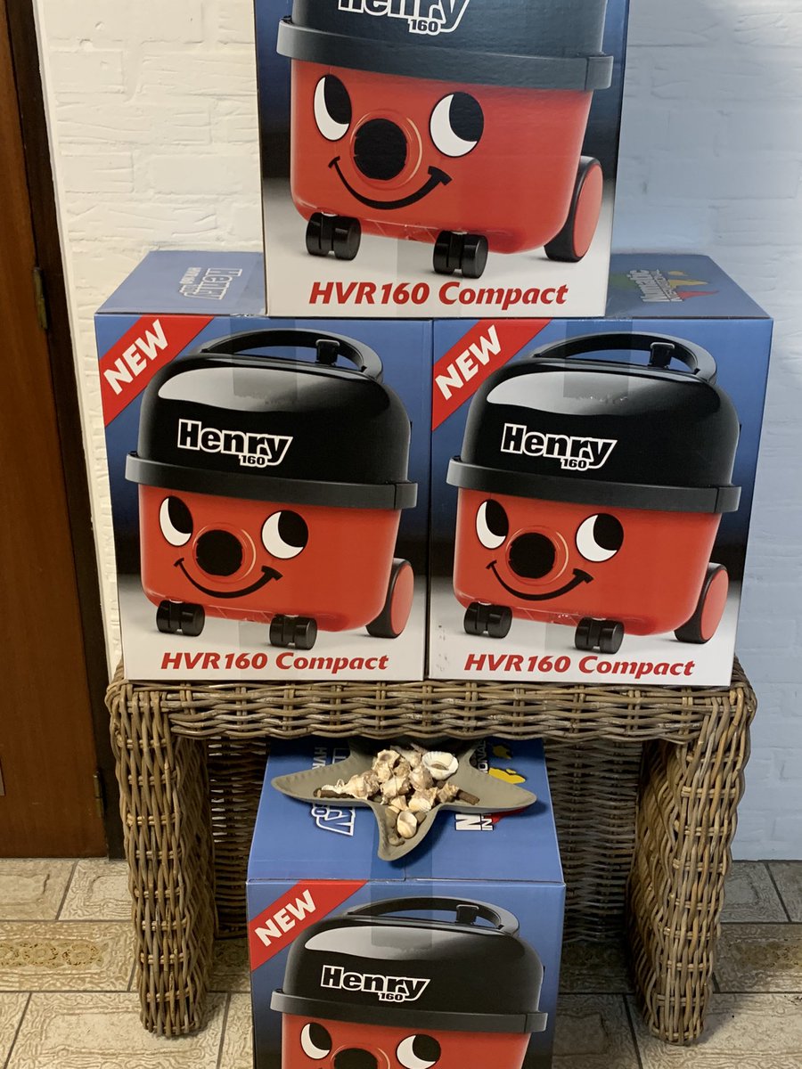 sanlynkro's tweet photo. Vanaf heden is sanlynkro(schoon) dealer van het gehele gamma van Numatic! Voor meer informatie of offertes/prijzen, dan kan je altijd contact opnemen via info@sanlynkro.nl of info@sanlynkroschoon.nl:):) https://t.co/HWubrIkpxY
