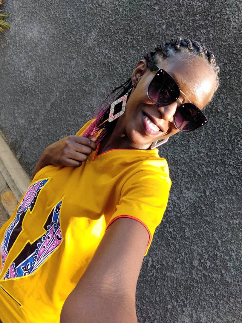 SRVictor256's tweet photo. Wear your mind and smile like @rasianzu 

For Orders DM @UGApparelsStore @Joze_Mat +256 701 825 332 https://t.co/fvMAzFNv1f