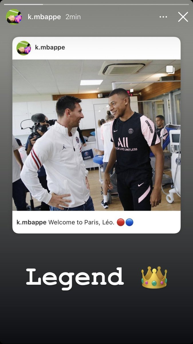 indopsg_'s tweet image. Mbappe saja mengakui kalo Messi adalah Legenda PSG 🥇