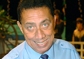 o maluco mais cara de pau da sala veio na minha dm empurrar um trabalho pra mim, falando q a carga dele tava dobrada.

sugeri trabalho em equipe, uma call deboa, mas no final ele ficou putinho e pegou td pra ele, tentando me fazer ficar mal

ahh doutor