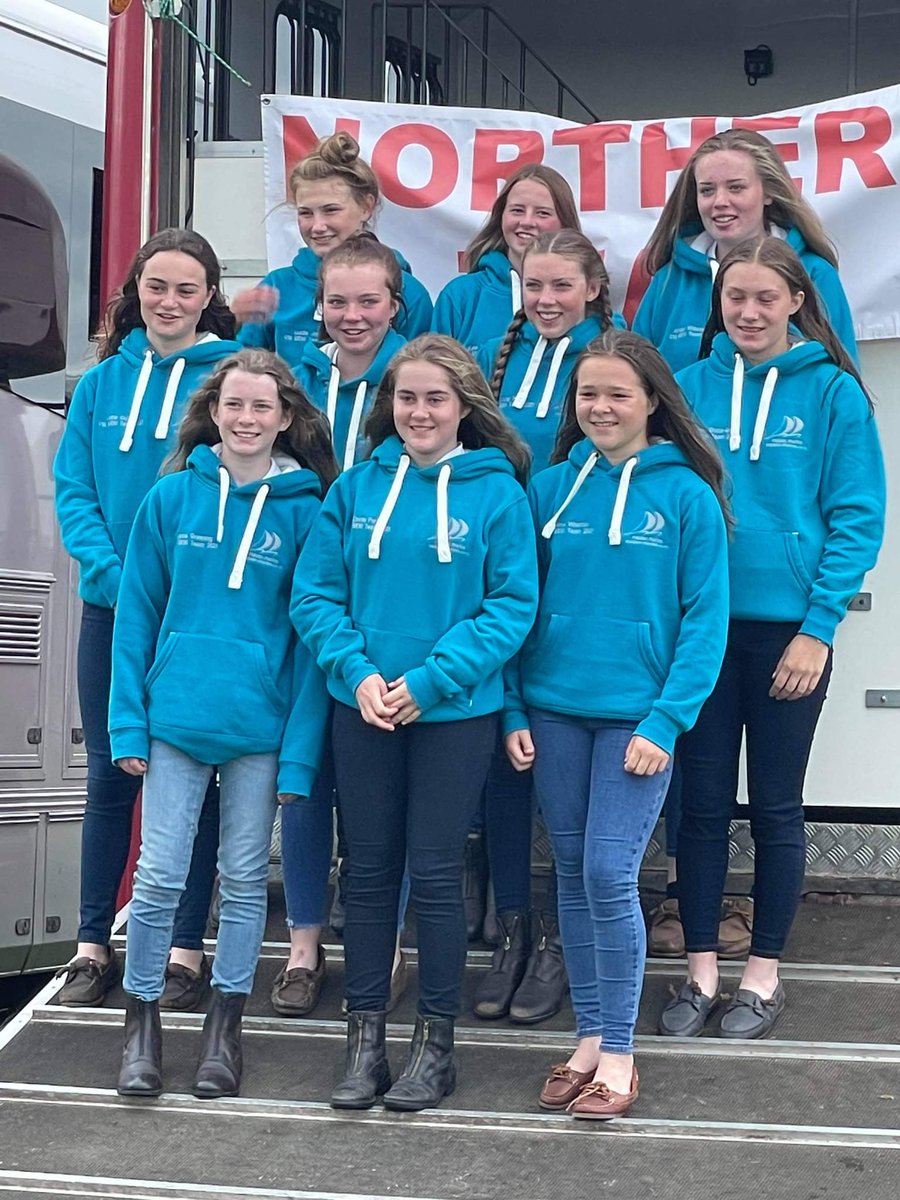 B_Equine's tweet photo. We were delighted to receive photographs of the BE90 U18 Northern Team in their branded kit at the @BishopBurtonEqu International Youth Championships.

We think they look so smart!

#newkit #equestrianwear #be90northernteam #britisheventing #brandedkit https://t.co/SrOpRQTRfz