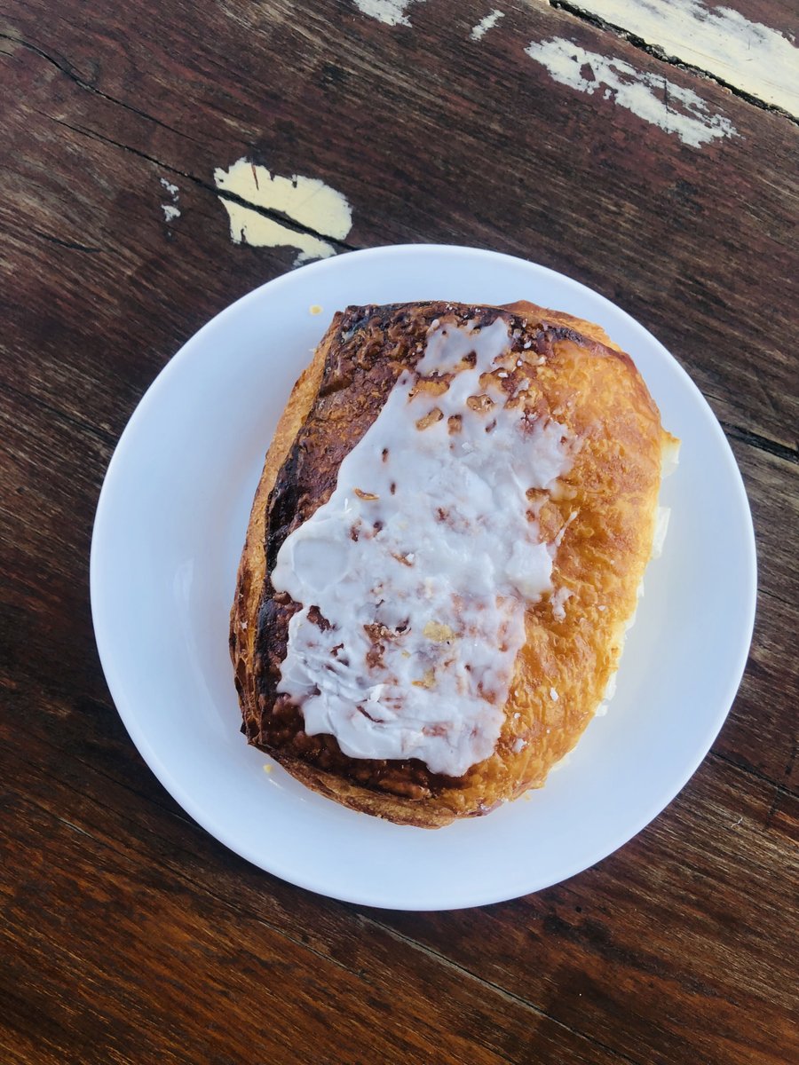 HacklPanaderos's tweet photo. Cockscomb es una verdadera delicia ! #hacklpanaderosartesanos #hackllapaz #hacklpanaderos #ateconquesocrema https://t.co/aloXtshFu6