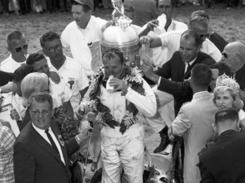 foytwines's tweet photo. Got Milk? 📸 Indy 500, 1961 #TBT https://t.co/0ZquVqDyqC