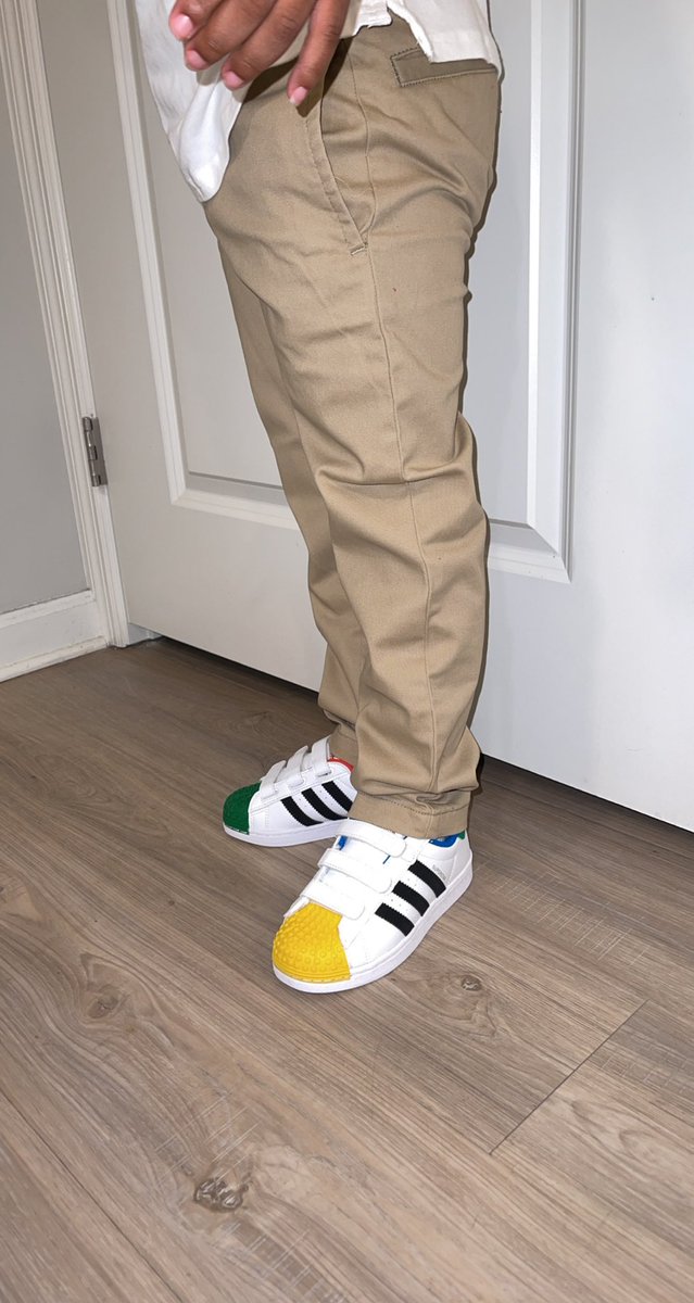 KeyPlusTWO's tweet photo. Itโs the Lego shoes for me โค๏ธ๐ค๐พ๐ #LLWICKED https://t.co/dQCGJIJmDJ