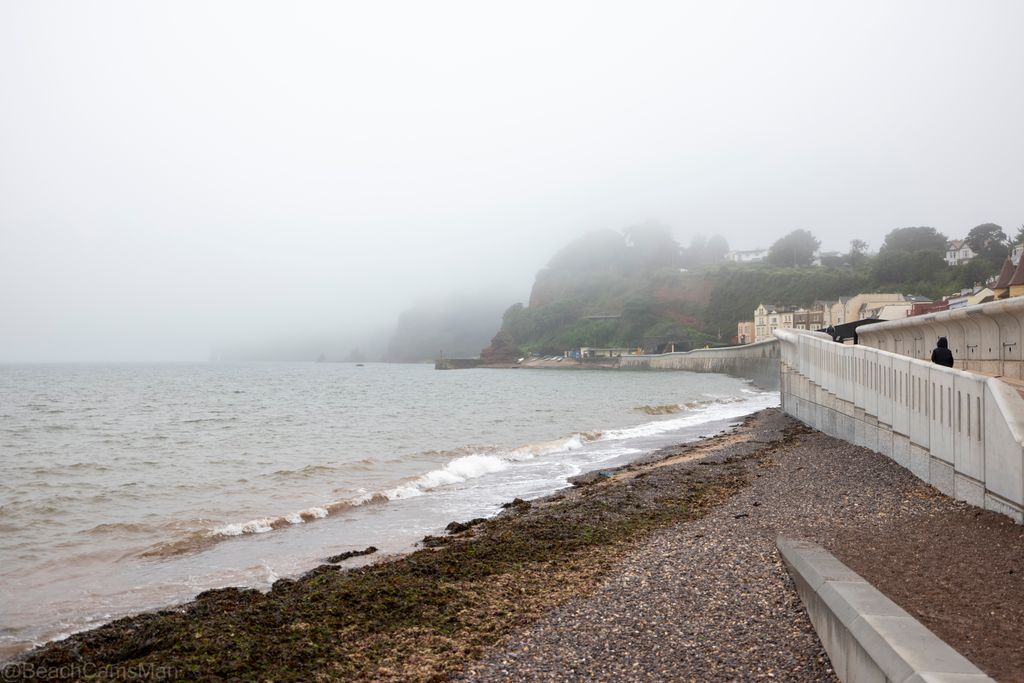 CoastCams247's tweet photo. Good morning from a murky Dawlish.
•
•
•
•
•
#rainingdays #itwasraining #rainysummer #rainymornings #onarainyday https://t.co/OOLNnJHaaj