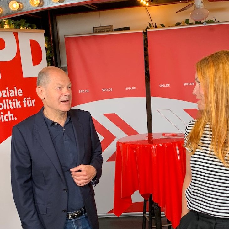 #Kanzlerkandidat <a href="/OlafScholz/">Olaf Scholz</a> #SPD zu prekären Verhältnissen von #Schauspieler:innen in der #Corona Zeit.
Nachgefragt von @estherroling beim Event „#Kultur, Event, Gastro: Gemeinsam die Zukunft im Blick!“ #BundesverbandSchauspiel
youtu.be/4ogC4PVfcmo 
ab Minute 48:45