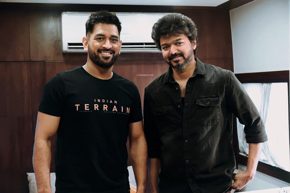 SVettrimaran's tweet photo. Thala❤️Thalapathy😍🔥 @actorvijay
@msdhoni 

#beastmode #Beast #ThalapathyVijay #ThalaDhoni https://t.co/o6mpW62vw9