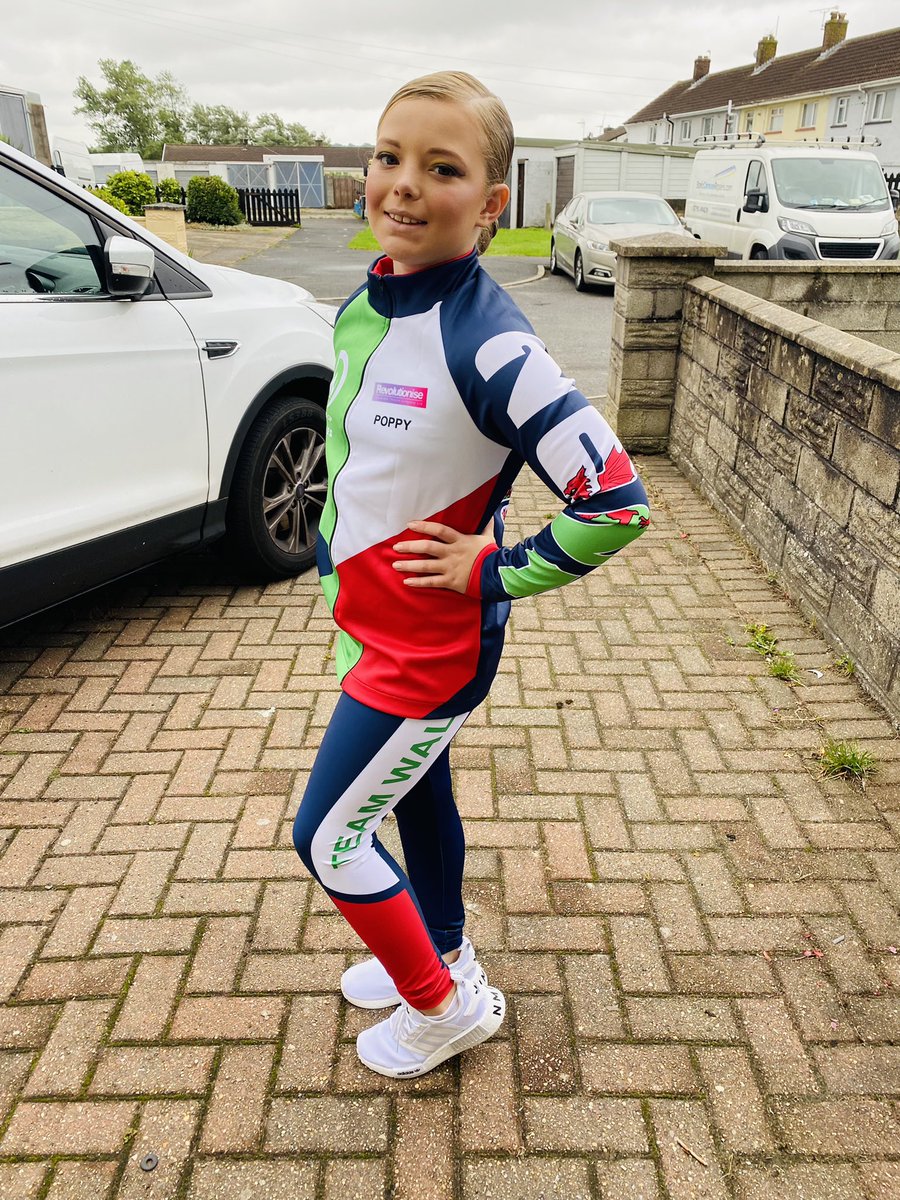 Beck1707's tweet photo. @LitchardPrimary Good luck to these amazing pupils past and present of Litchard Primary school. Throughout next week they will be competing in Dance World Cup representing our beautiful country. 💛💙💜 Good luck Jackson, Ayva, Esmée and Poppy! https://t.co/WeZ86q6Udj