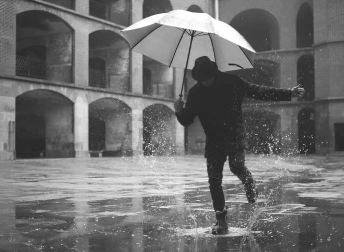 Окаазиологизмы в английском языке. Tag questions правило. It isn t raining. Iran men. Дождь цитаты красивые.