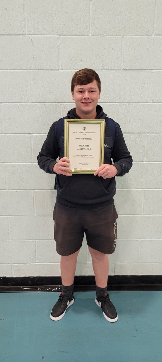 Mr Wainwright tweet media