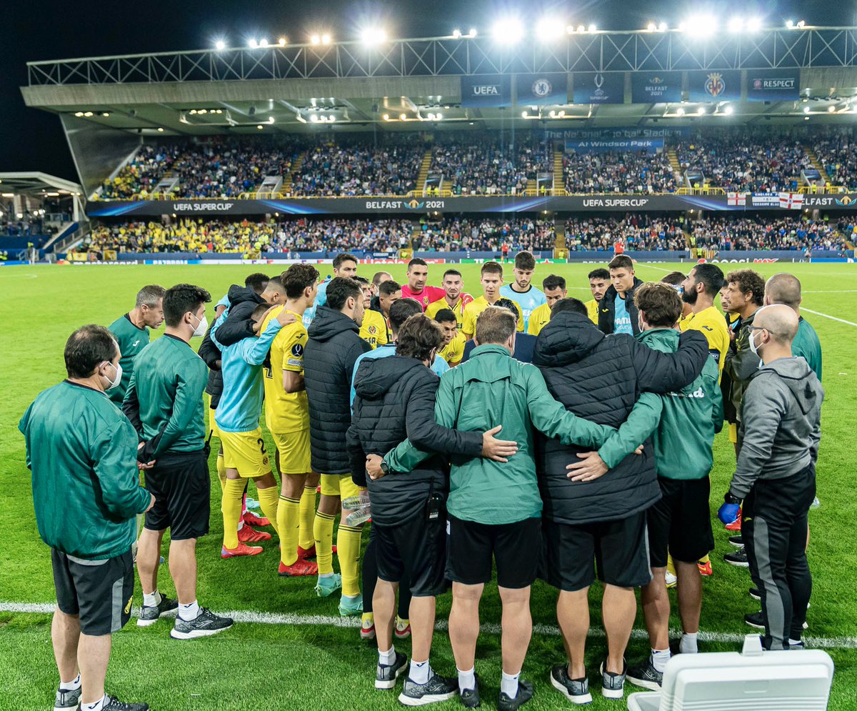 Muy orgulloso de todos y cada uno de ellos. Y hoy, más ilusionado que nunca por afrontar una nueva temporada con este grupo de personas con tantos y tantos valores. Juntos y unidos, Endavant!! 💪🏻🟡