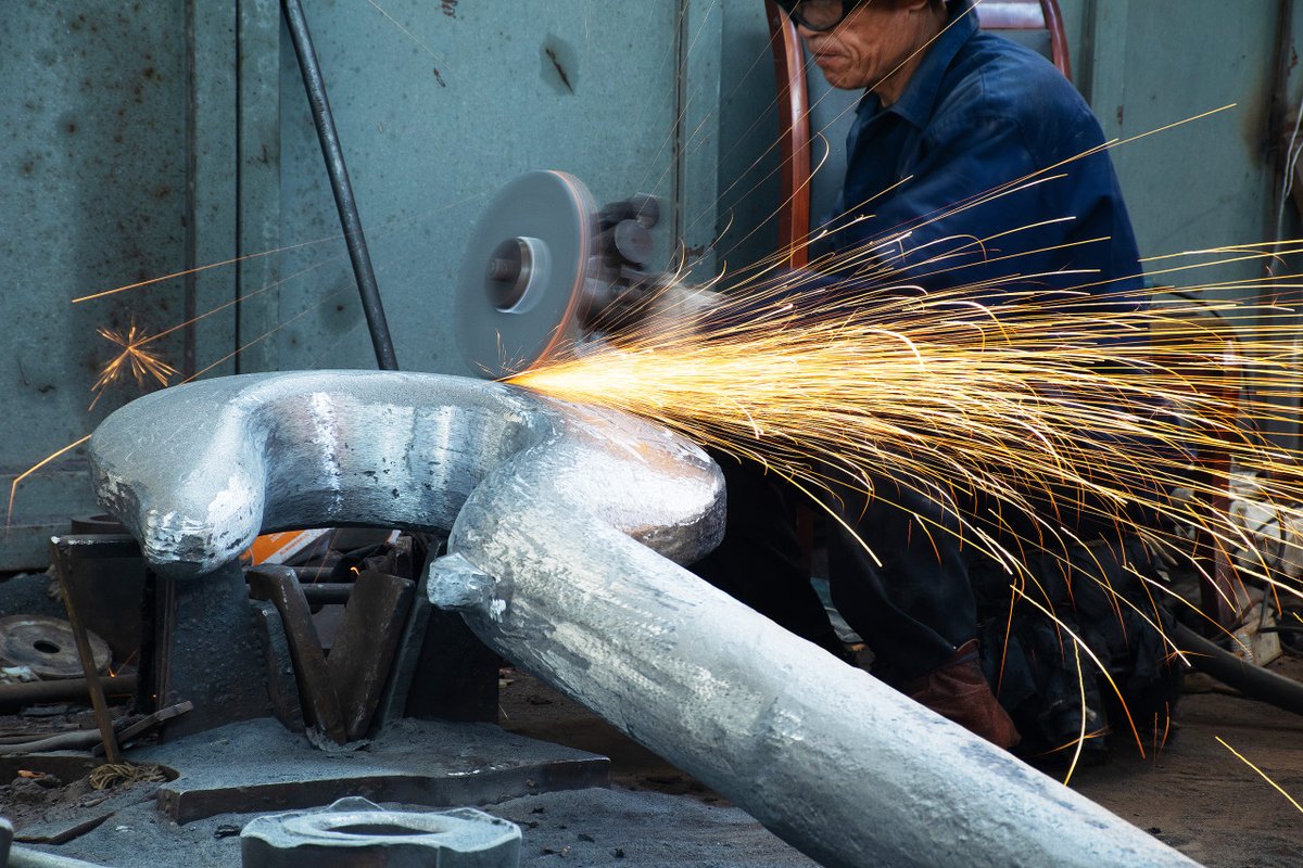 DGCRANES's tweet image. Grinding is a very important step in the process of machining #CraneHooks, where a smooth surface texture is produced, which allows for an easier painting in the next step.

#DGCRANE #productivity #manufacturing  #industrial   #materialhandling