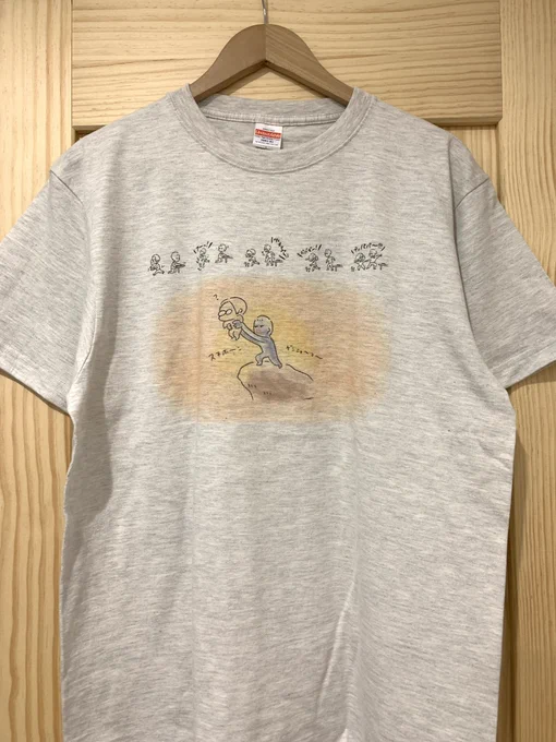 suzuriで注文してたTシャツ届いた!細かいとこまで綺麗にプリントされててすごい…!!#今日のオットちゃん 