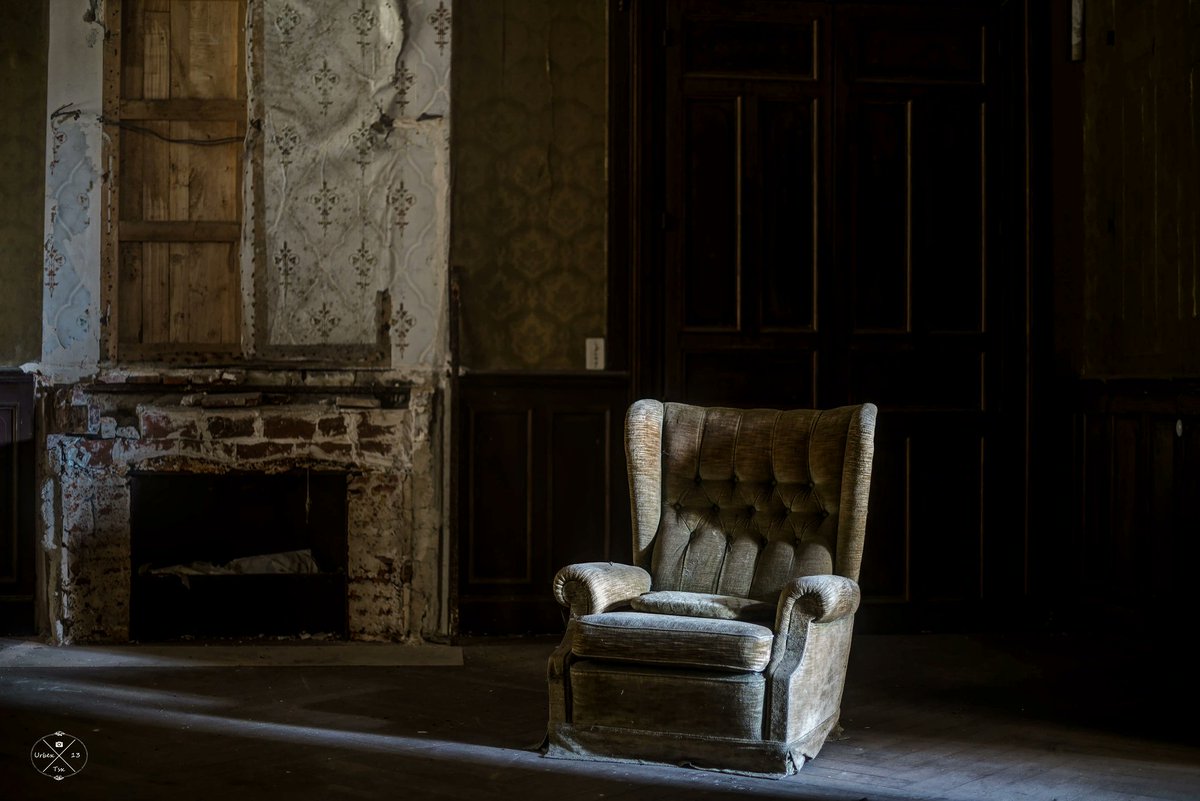 urbex13's tweet photo. Château aux papillons
Une exploration extrêmement relaxante https://t.co/Ca3sG9w01n