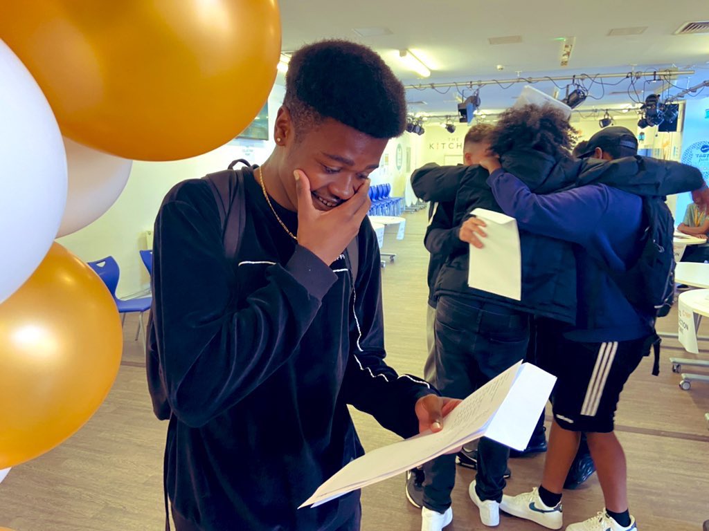 Dante was very pleased with his results #GCSEresults #gcseresultsday2021 @CapitalMidsNews @HeartMidsNews RT @COREeducate