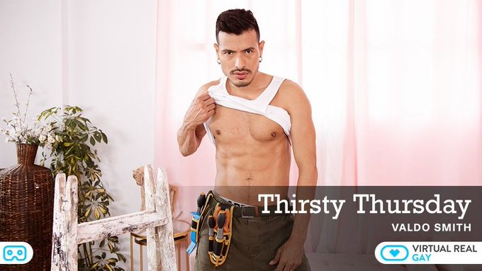 1 pic. ? Who else is feeling thirsty for Thursday? Join hottie @ValdoSmithxxx in this NEW steamy #solo