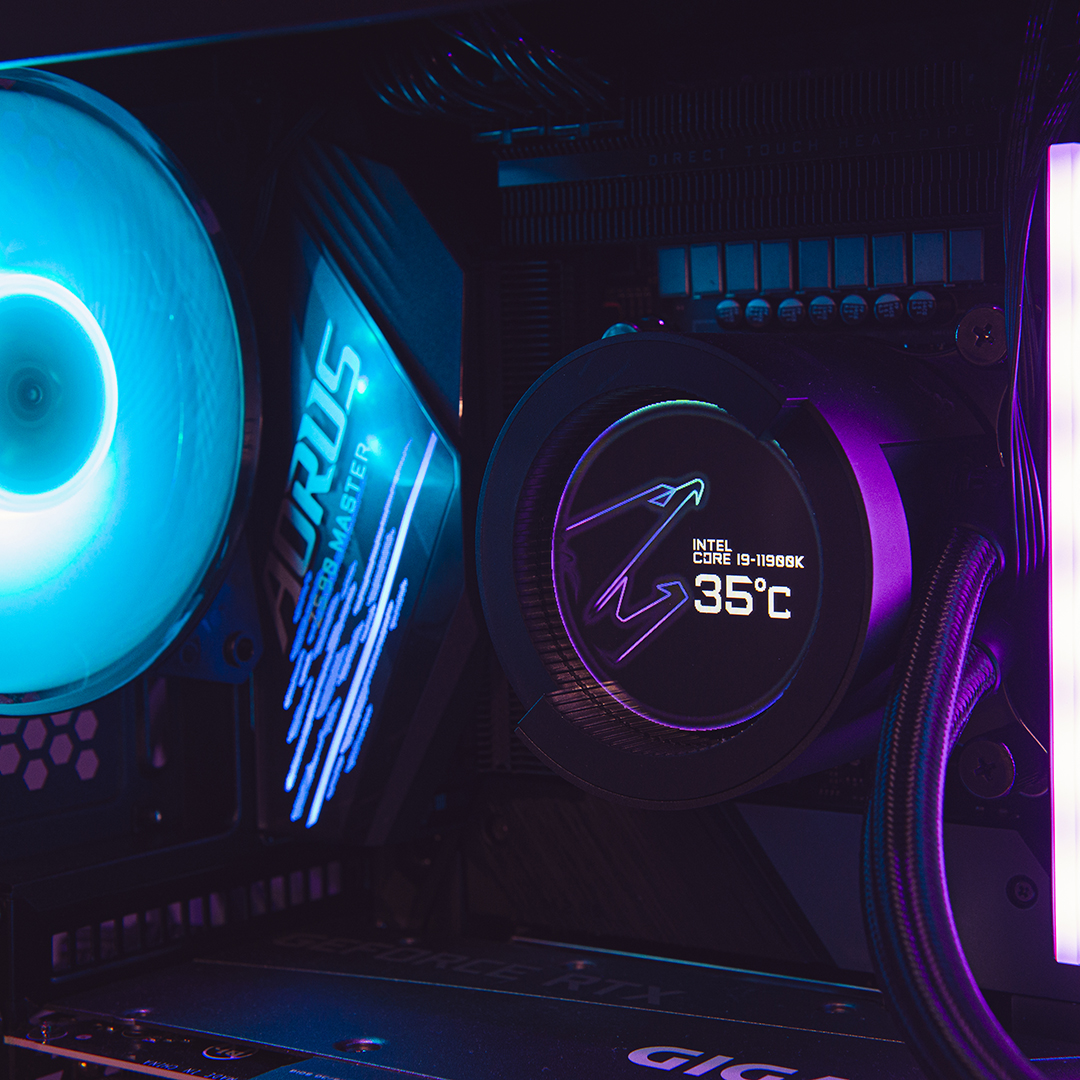AORUS_BNLX's tweet photo. Check hoe cool m'n stream setup is... letterlijk 😎
#z590 #intel11thgen #aorusmaster #liquidcooling #rgb #rgbeverything https://t.co/NmwDwjyUU1