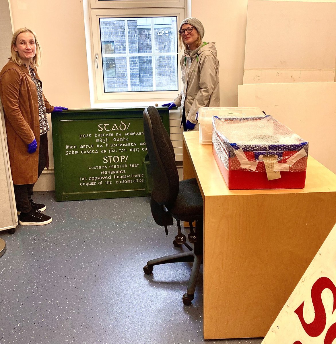 ECMFCM's tweet photo. Big thanks to our colleagues, Denise and Anna, from Monaghan County Museum for safely delivering artefacts on loan to our 'Changing of a Nation' exhibition, opening in here September. 🥰
#IrishMuseumsOnline #MuseumsFromHome #CreativeCentenaries #SharedHistoryFund https://t.co/A5myWOeczf