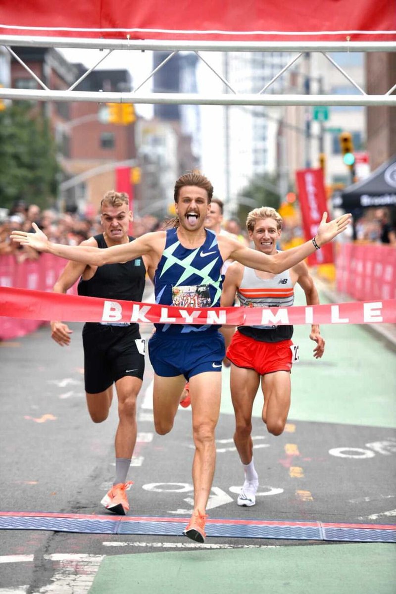 ICYMI - Craig Engels won the men's division of the Fast Movers Mile at #BKLNMile last Sunday in a course record 4:02. 

Photo by Matt Vosbourgh @baklinerunning