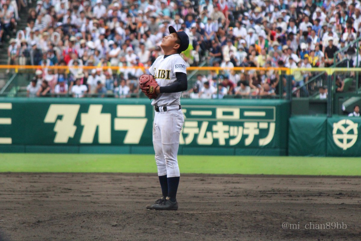 LBj01e76Ip8ZIgf's tweet photo. 3年前　星稜vs済美 https://t.co/28IK5U5QQA