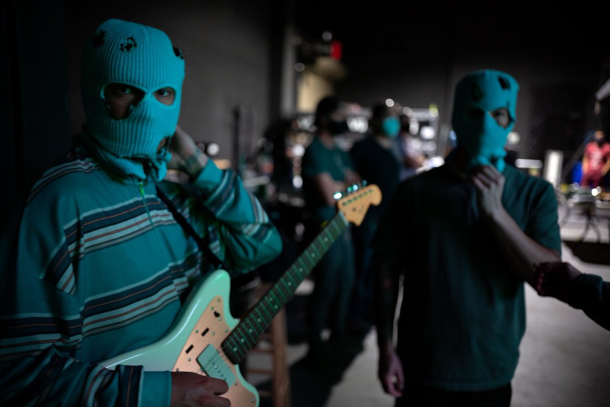 BanditoHub's tweet photo. ℹ️Shy Away has recently surpassed 75 MILLION streams on Spotify!

#MTVHottest Twenty One Pilots https://t.co/Xh2AMNirP5