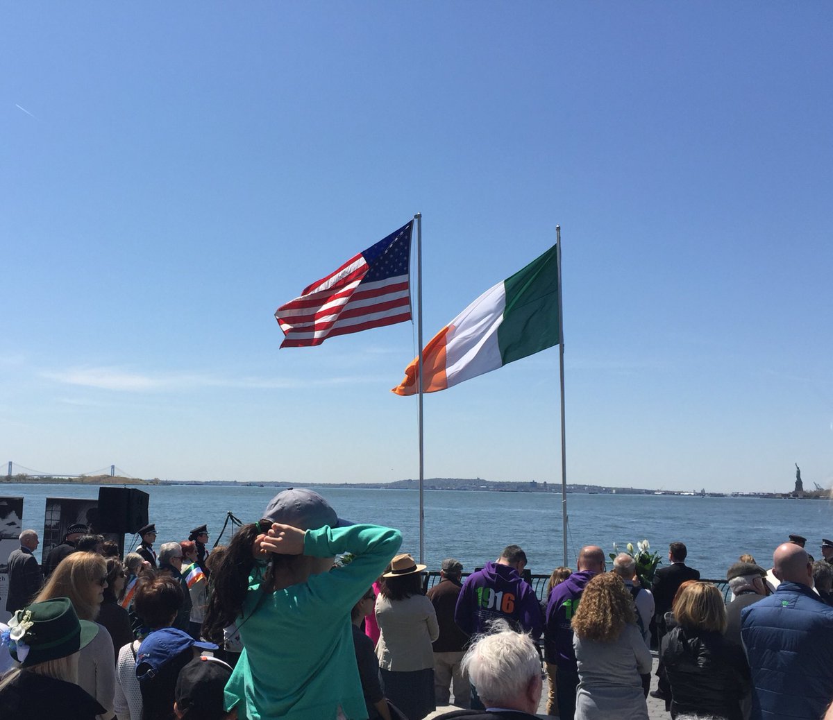 “…@LtGovHochulNY has experienced ties to Ireland in her government work. She participated in <a href="/IrelandinNY/">Irish Consulate NYC</a> event <a href="/bpca_ny/">Battery Park City Authority</a> commemorating #1916Rising and addressed leaders &amp; ambassadors who have been trying to bring #peace in the country for decades.” <a href="/IrishEcho/">Irish Echo Newspaper</a> @NoraScally 
🇺🇸🇮🇪🗽