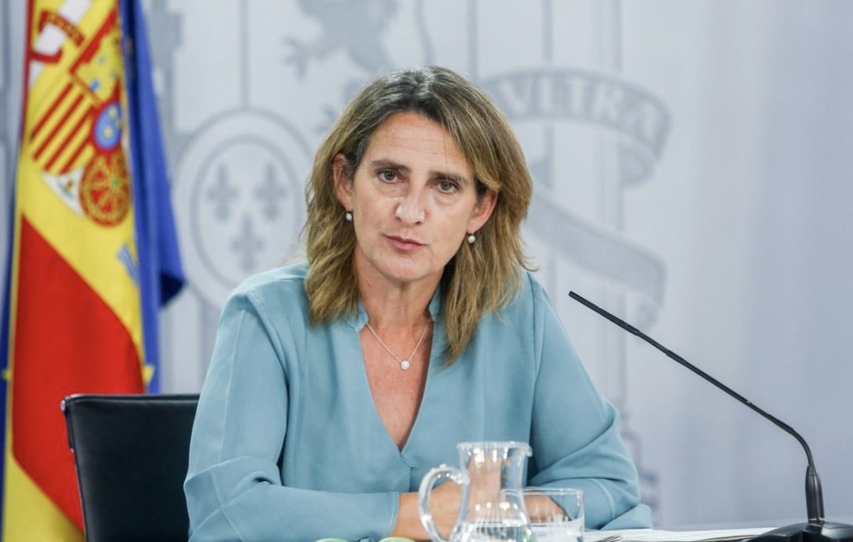 El Gobierno asegura que lo ha intentado todo para bajar el precio de la luz pero Endesa le pasa de un departamento a otro: buff.ly/3fTWyF6