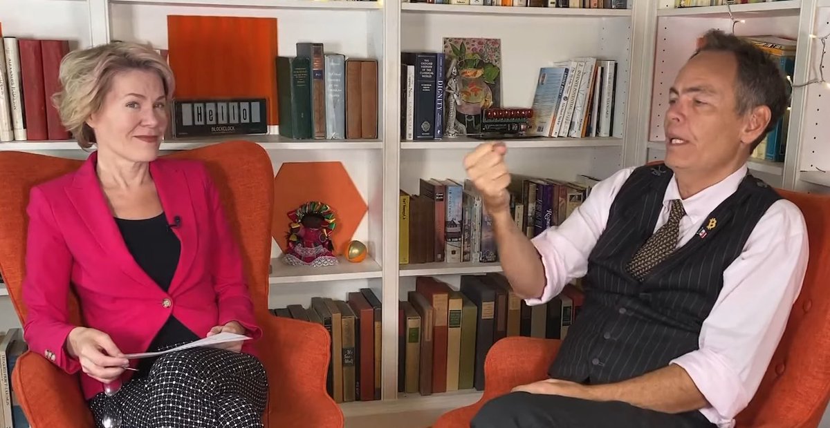 Yas_ser_1's tweet photo. the look on @stacyherbert 's face when @maxkeiser explains that: "You can literally reach into your toilet bowl, reach out a gob of fecal matter, and it would have a greater resell value as a commodity [...] than a treasury bill with real negative rates"
Keiser Report | E 1735 https://t.co/4xj5SL6IFt