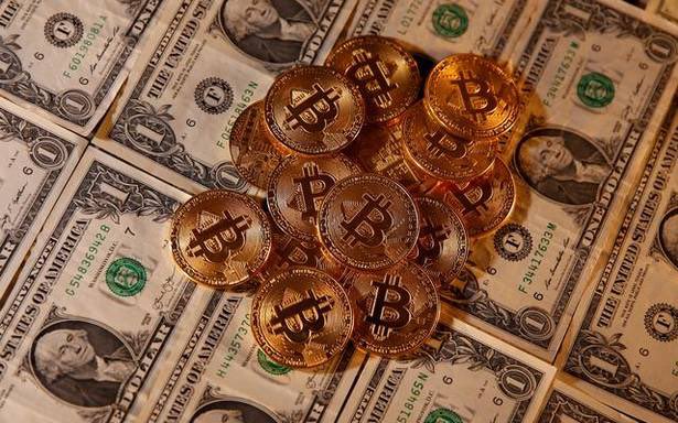 just__eve's tweet photo. 🚨Join the @BitRockExchange telegram group at 🔗https://t.co/cmwdh8Xzqk
Free #cryptocurrency trading signals are waiting for you🚀

#crypto #USDT #blockchain #money #Marketing #market #CheCoin #BabyDoge #nftart #income #Elonmusk #Ethereum #dogecoin #Bitcoin #Uniswap #MATICNetwork https://t.co/DUaLcy1yF5