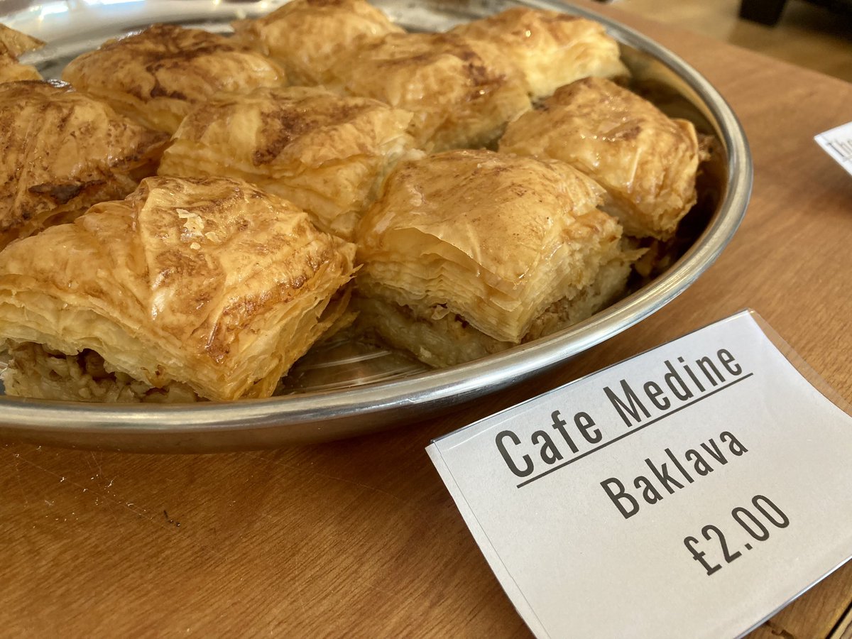 FindhornBayArts's tweet image. SUMMER MINI MARKET SHOP

Medine has brought a taste of the Mediterranean to Forres High Street today - gluten free aubergine and red lentil wraps, savoury borek pastries and sweet baklava. Perfect lunchtime treats. YUM!

#ShopLocal #ScotlandLovesLocal #ForresLovesLocal