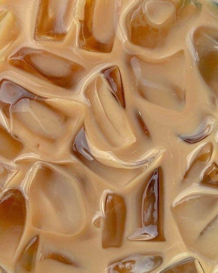 ngopiss's tweet photo. iced coffee is the best https://t.co/hd1B1i3a23