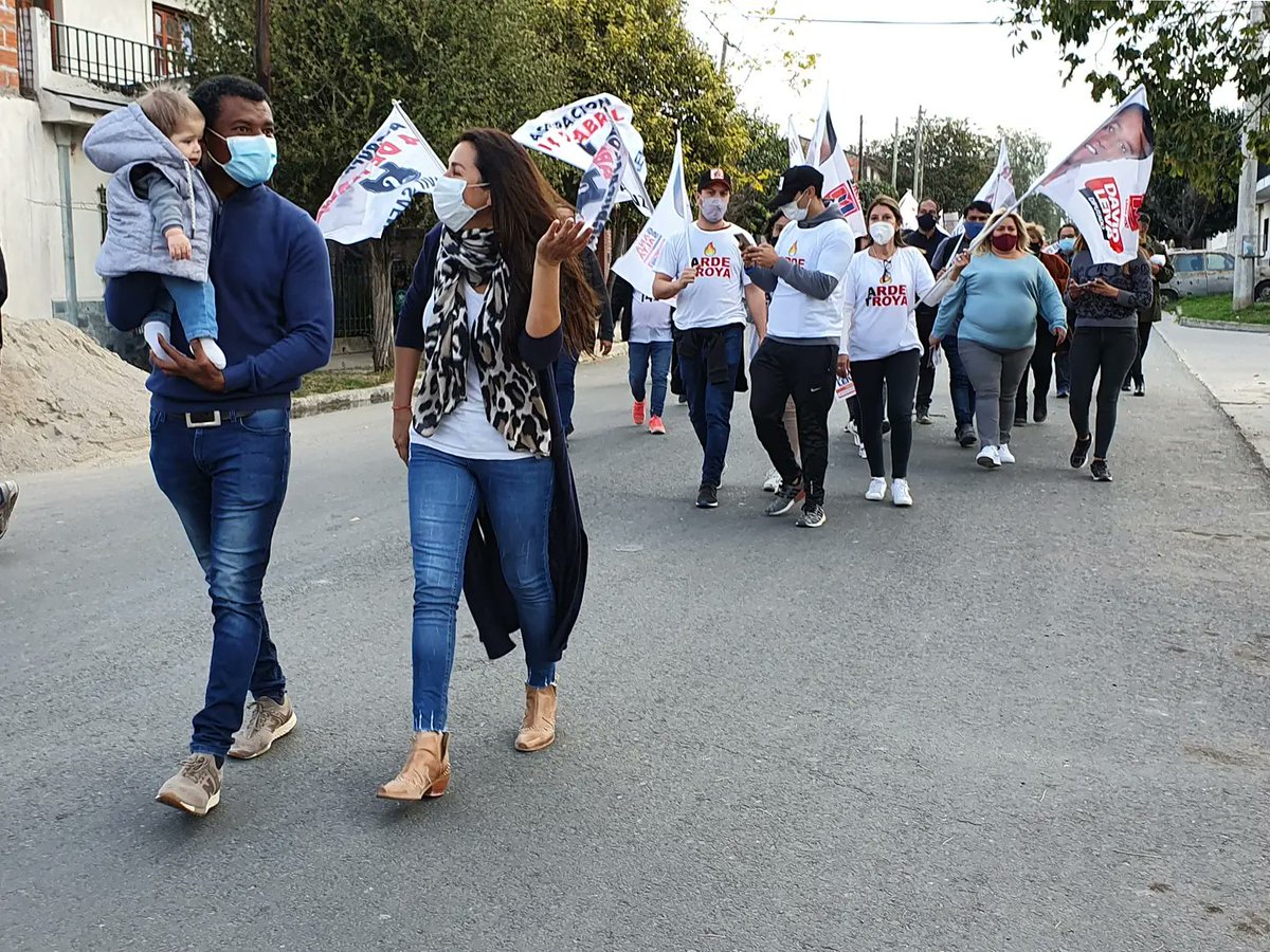 Este 15 de agosto #GanaSalta.
.
.
.
<a href="/matiasposadas/">Matías Posadas</a> Senador.
<a href="/davidleivaok/">David Leiva</a> Diputado.
<a href="/marioemoreno68/">Mario Moreno</a> Concejal.
<a href="/AntonioMarocco/">Antonio Marocco</a> Convencional Constituyente.