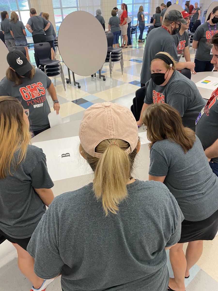 sarahthompss's tweet photo. Loved engaging in the work of true colors yesterday! Insight into our professional traits & their strengths make such an impact on progress! #MyNameIsBlueGold #TooManyExclamationPoints #AlwaysAnAgenda ๐คฃ๐คฃ Thanks @mrabrahammedina for diving in w/ me! #OurHouseGMS @GrapevineMiddle https://t.co/b182Fg7aO7