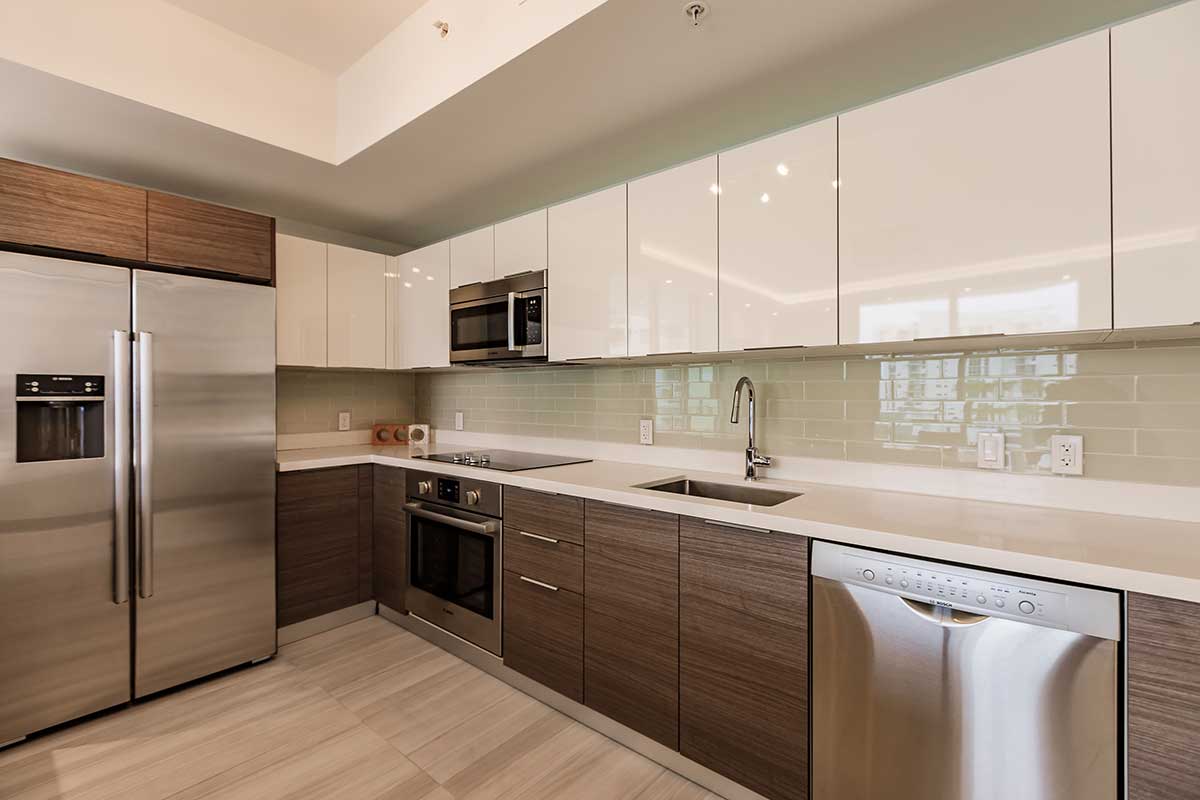 RaquelColp's tweet image. Under Contract: Stunning Corner  Residence in Brickell Ten - mailchi.mp/axispremierere…