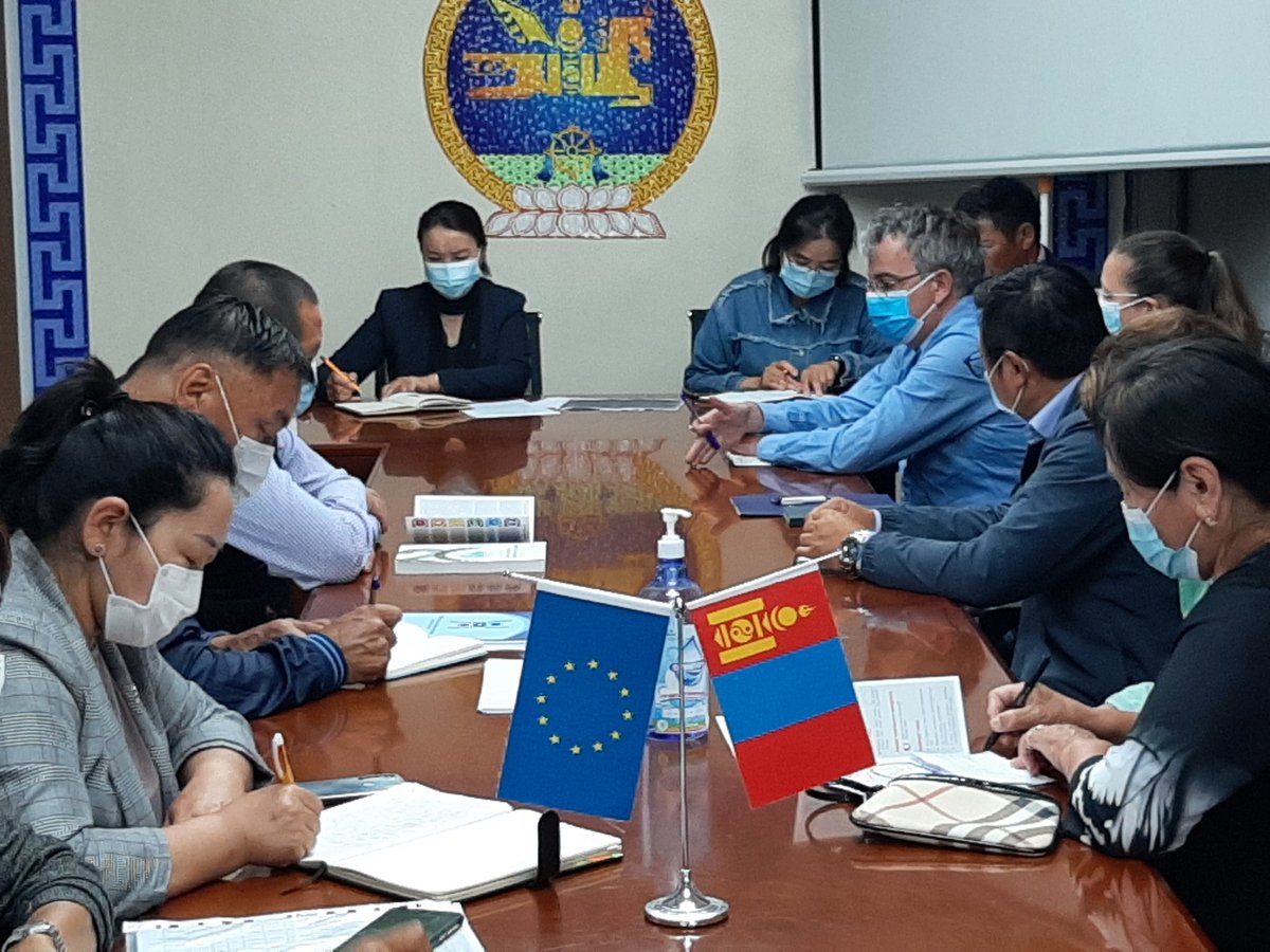 AvsfMongolia's tweet photo. Here we are in Ih Tamir soum meeting local authorities and rep-s from Pasture user group. @SustainableTex2 jointly with National Federation on PUGs is working in this soum to help the herders to implement raw material traceability system.
@EUinMongolia
@switchasia https://t.co/blSzVGsXwo