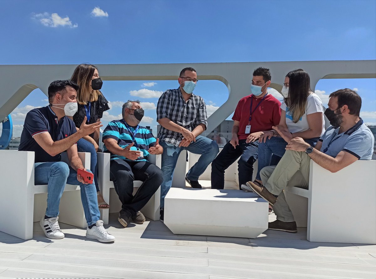 SogetiSpain's tweet photo. En #Sogeti sabemos que un buen ambiente es clave para demostrar nuestro #ValueintheMaking. ¿Quieres una muestra del 'estilazo' de vida del #equipoSogeti? Entra aquí y descubre todas las ventajas de ser parte de #Sogeti https://t.co/W1Wse4QmJh https://t.co/1m1Cp25hzE
